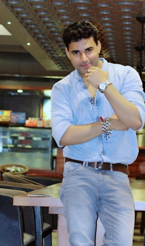 theatre-artist-template-repertoire-img-2 Kaustubh Singh Actor - Casual Look Portrait